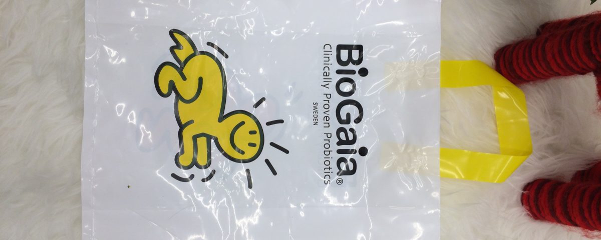 beg plastik dengan logo